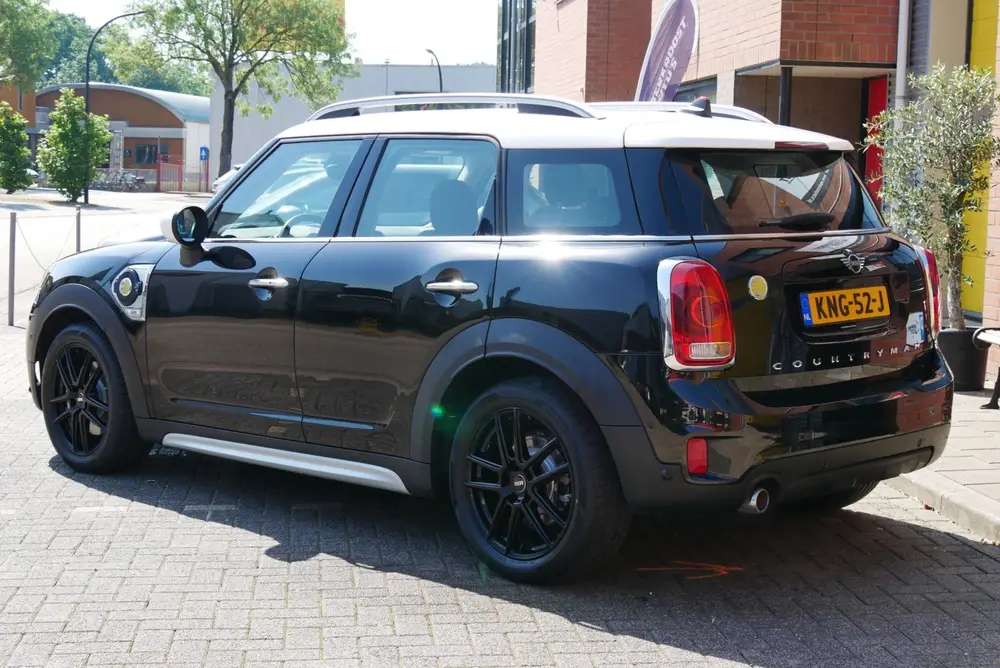 Mini Countryman 1.5 Cooper S E ALL4 Chili sportstoelen. came uit 2019, foto 4