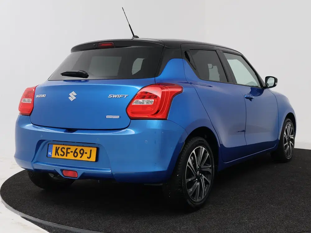 Suzuki Swift 1.2 Style Smart Hybrid uit 2021, foto 2