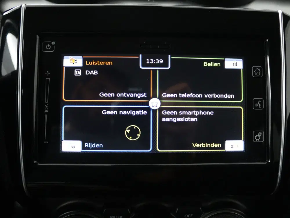 Suzuki Swift 1.2 Style Smart Hybrid uit 2021, foto 4