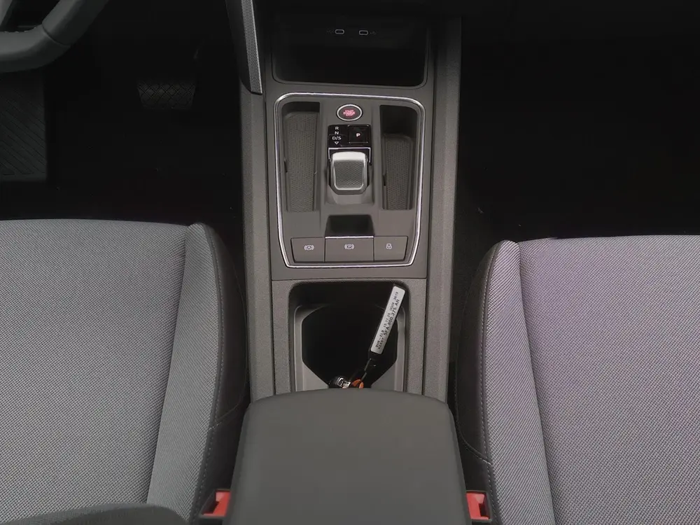 SEAT Leon 1.5 TSI e-Hybrid Style Business Inten uit 2026, foto 9