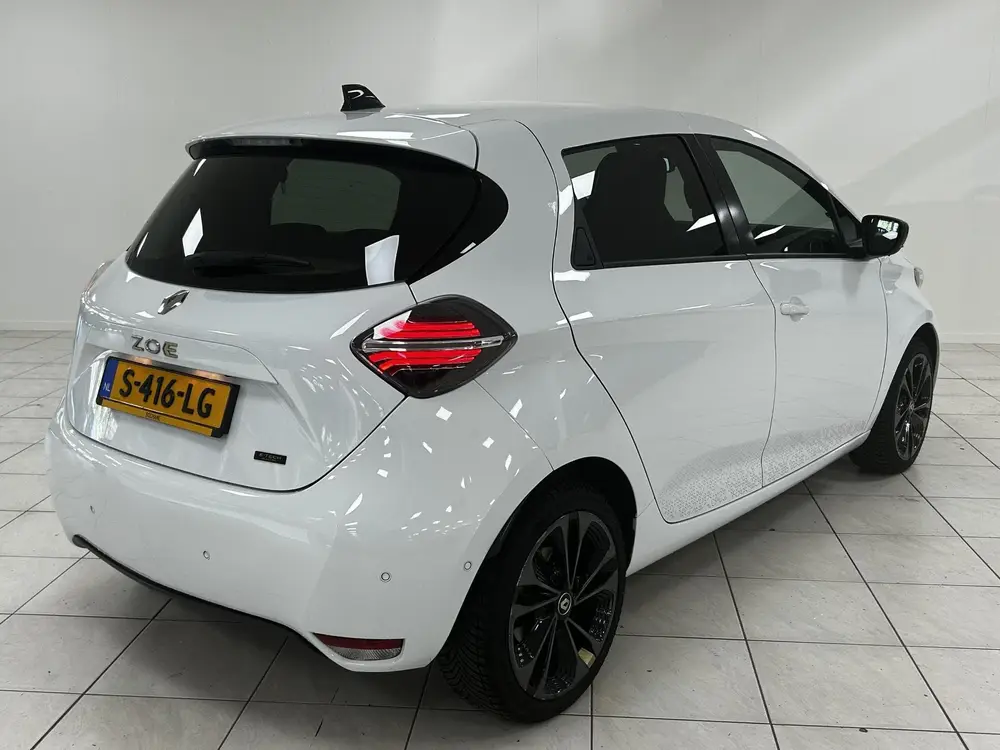Renault ZOE R135 Iconic 52 kWh NAVIGATIE uit 2023, foto 2