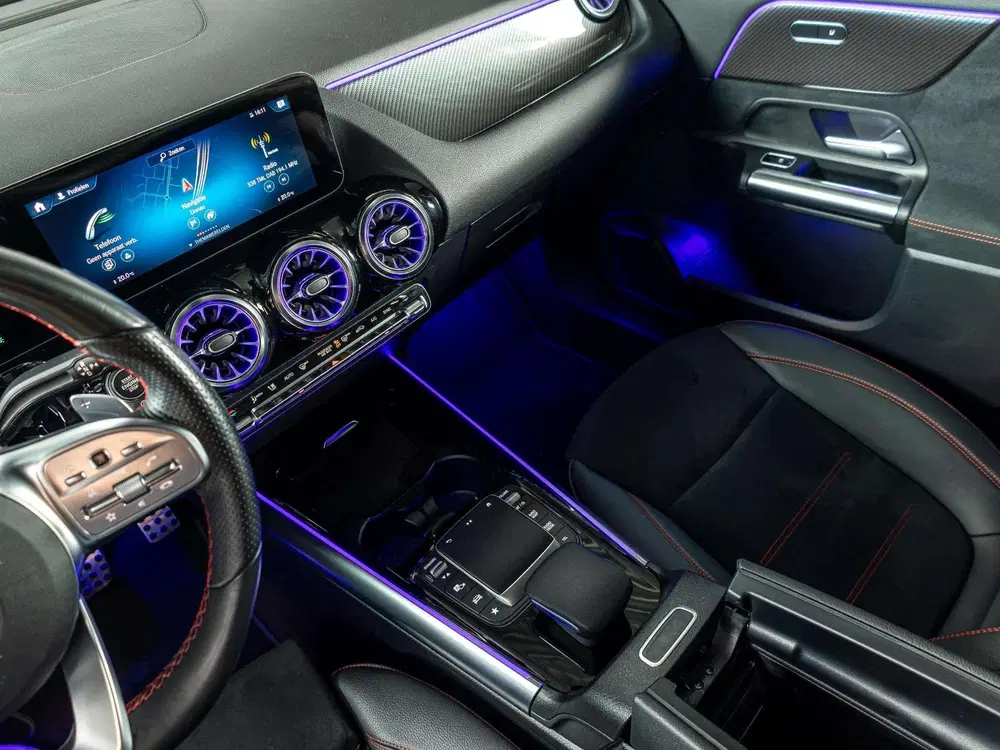 Mercedes-Benz GLA 180 Business Solution AMG uit 2022, foto 19