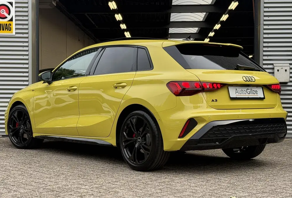 Audi A3 35 TFSI S-Line Sport l Pano l Sonos l Dyna uit 2026, foto 2