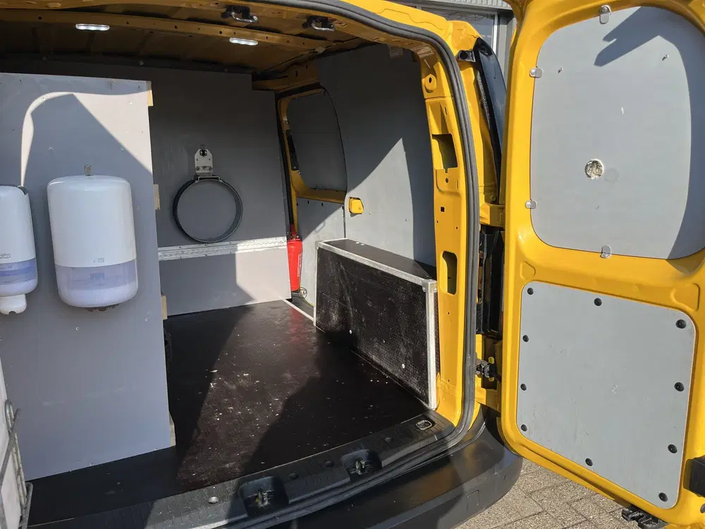 Volkswagen Caddy Cargo 2.0 TDI Airco Cruise controle Kastin uit 2022, foto 19
