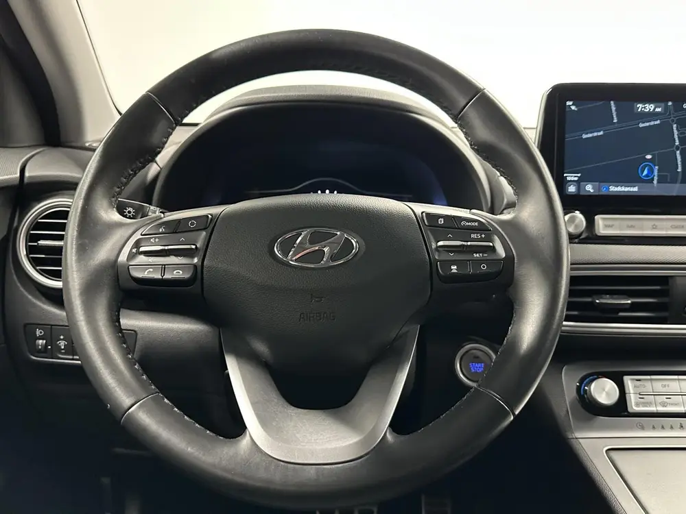 Hyundai KONA EV Comfort 64 kWh 3 Fase Warmtepomp CAMERA uit 2020, foto 18