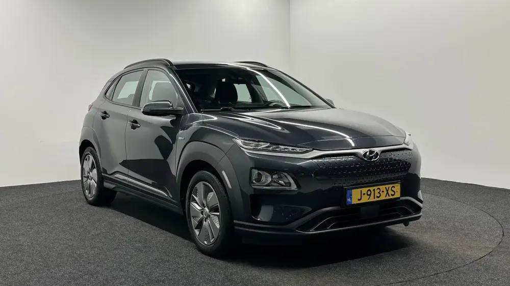 Hyundai KONA EV Comfort 64 kWh 3 Fase Warmtepomp CAMERA uit 2020, foto 3