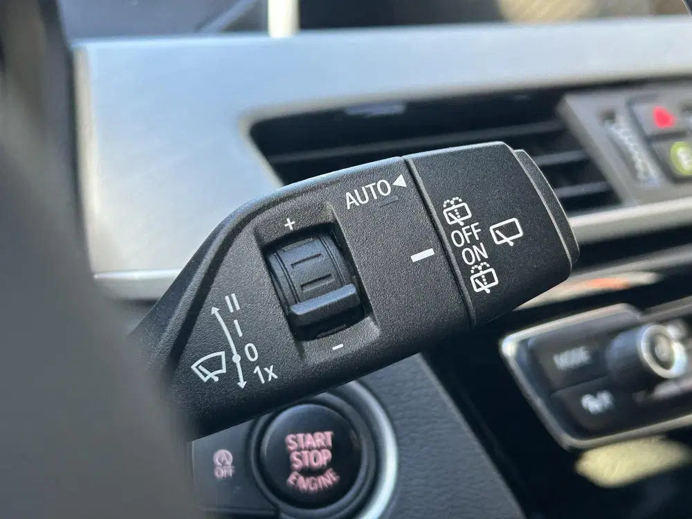 BMW X1 sDrive20i High Executive l Sfeer verlichti uit 2019, foto 10