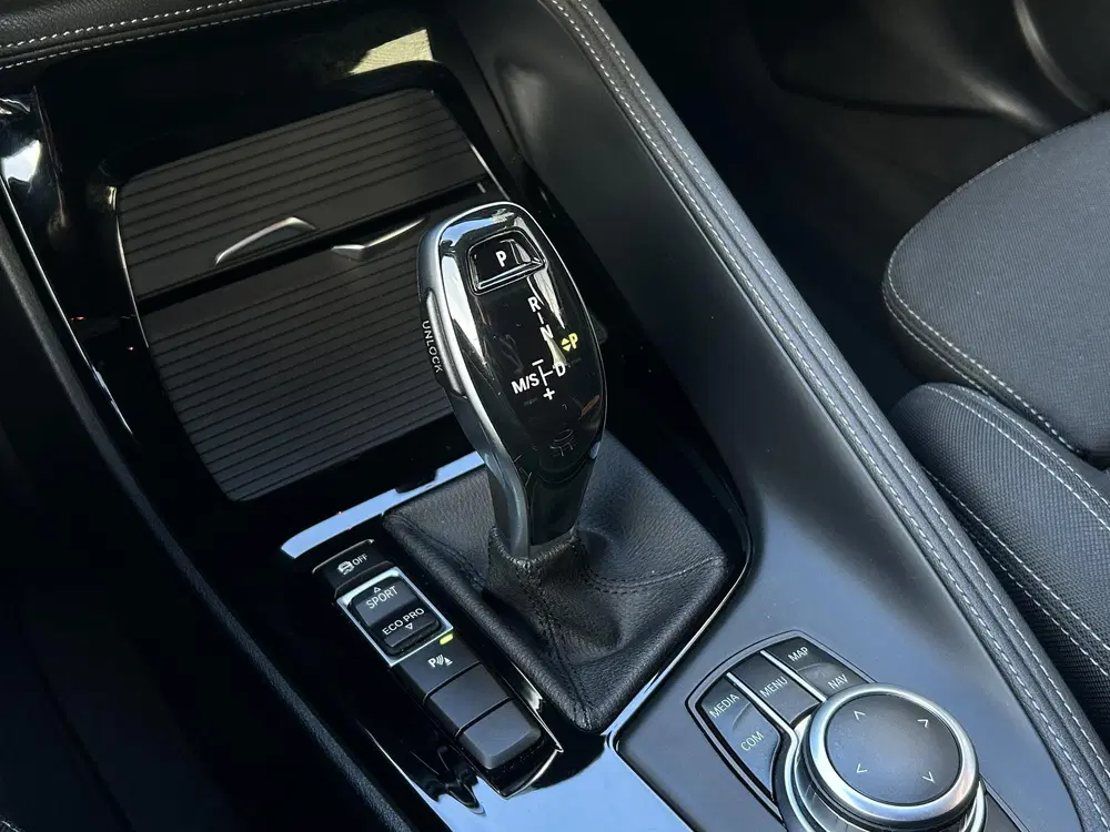 BMW X1 sDrive20i High Executive l Sfeer verlichti uit 2019, foto 13