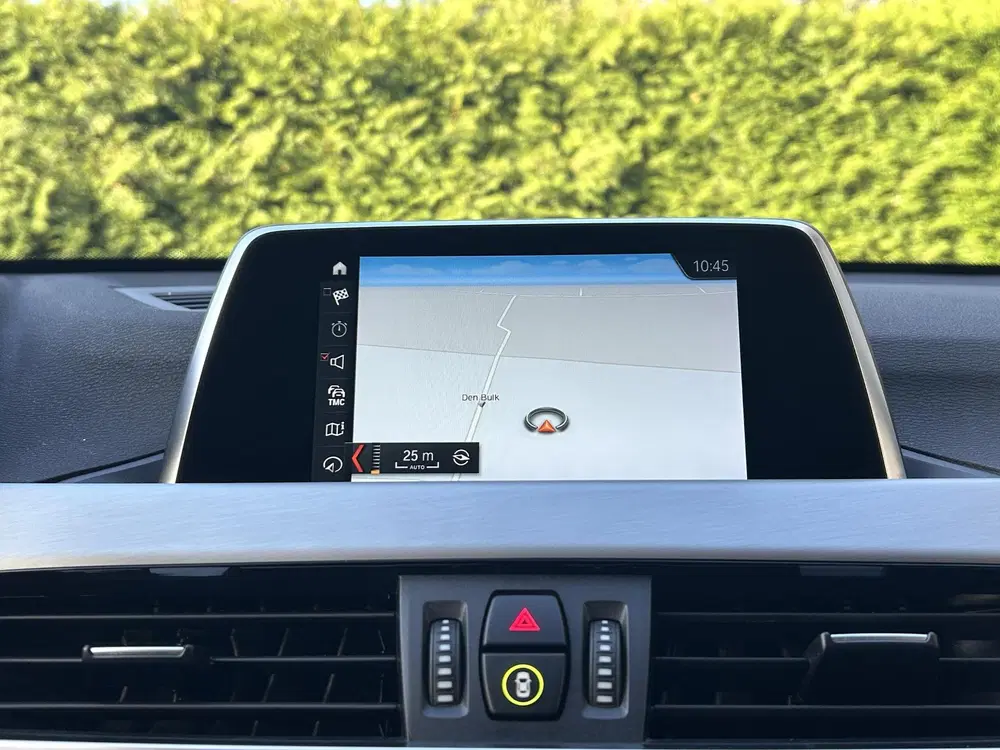 BMW X1 sDrive20i High Executive l Sfeer verlichti uit 2019, foto 17