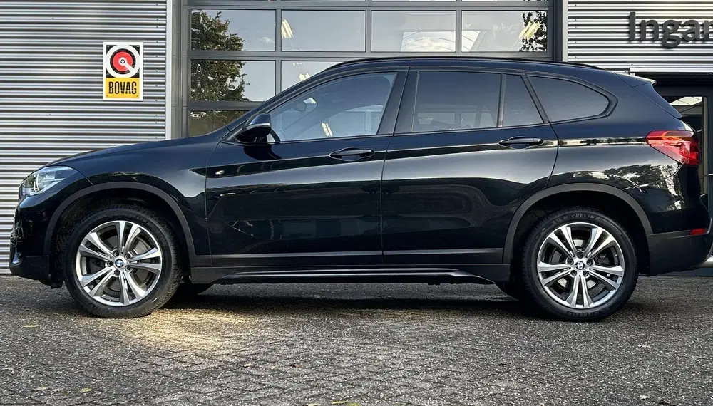 BMW X1 sDrive20i High Executive l Sfeer verlichti uit 2019, foto 2