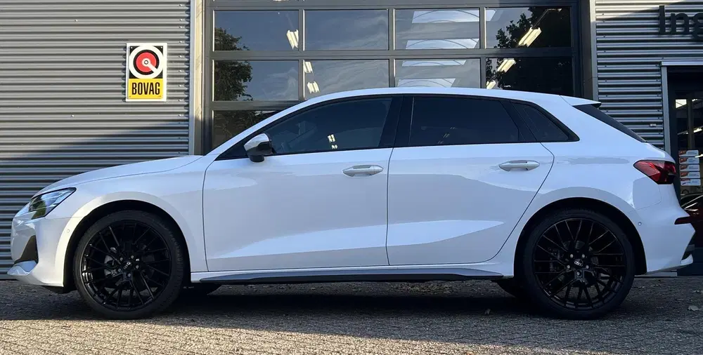 Audi A3 35 TFSI Advanced edition l Sonos l LED l 1 uit 2024, foto 2