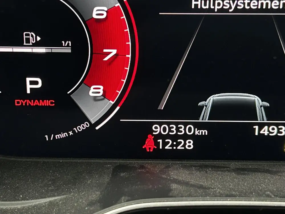 Audi A4 35 TFSI Business Edition uit 2021, foto 4