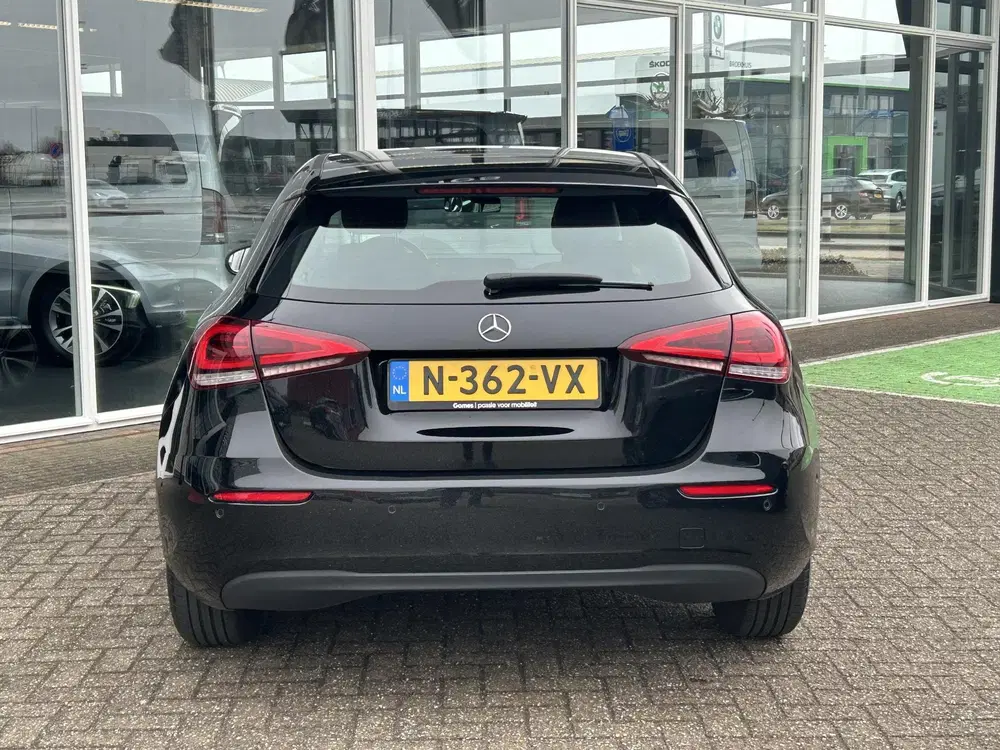 Mercedes-Benz A-Klasse 180 Business Solution Style uit 2022, foto 17