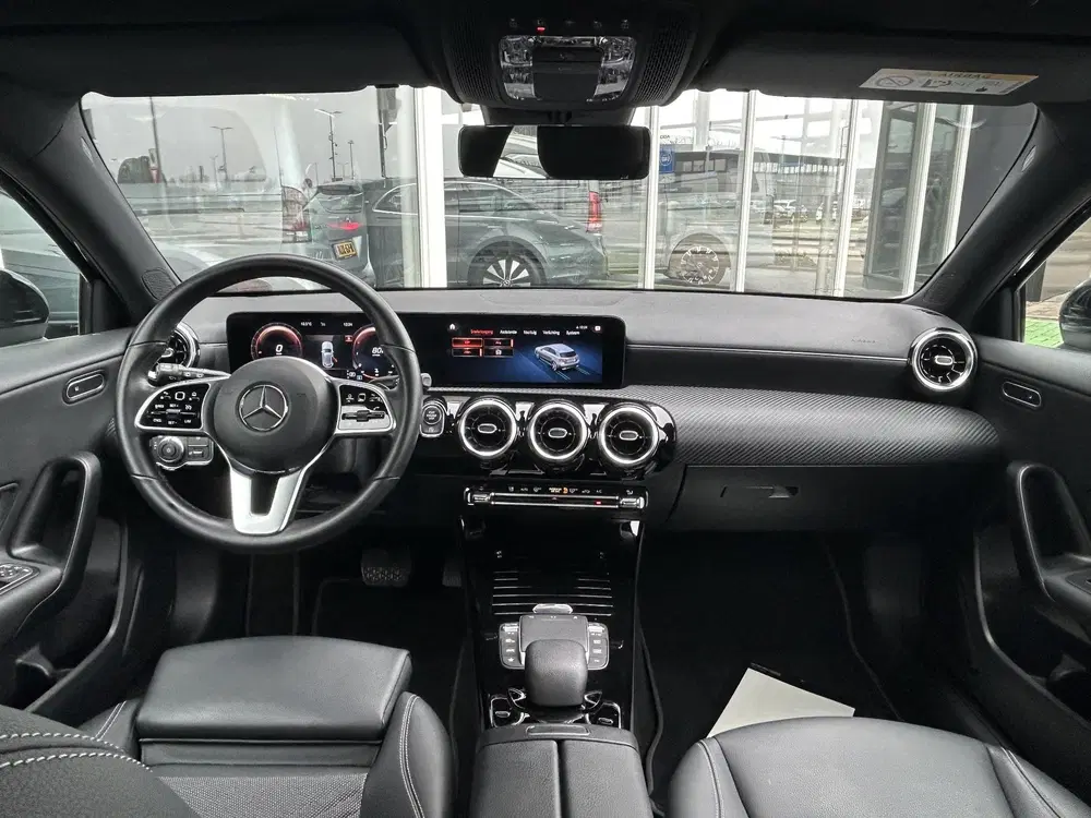 Mercedes-Benz A-Klasse 180 Business Solution Style uit 2022, foto 5