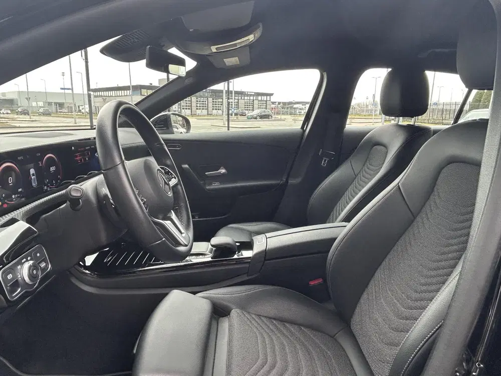 Mercedes-Benz A-Klasse 180 Business Solution Style uit 2022, foto 6