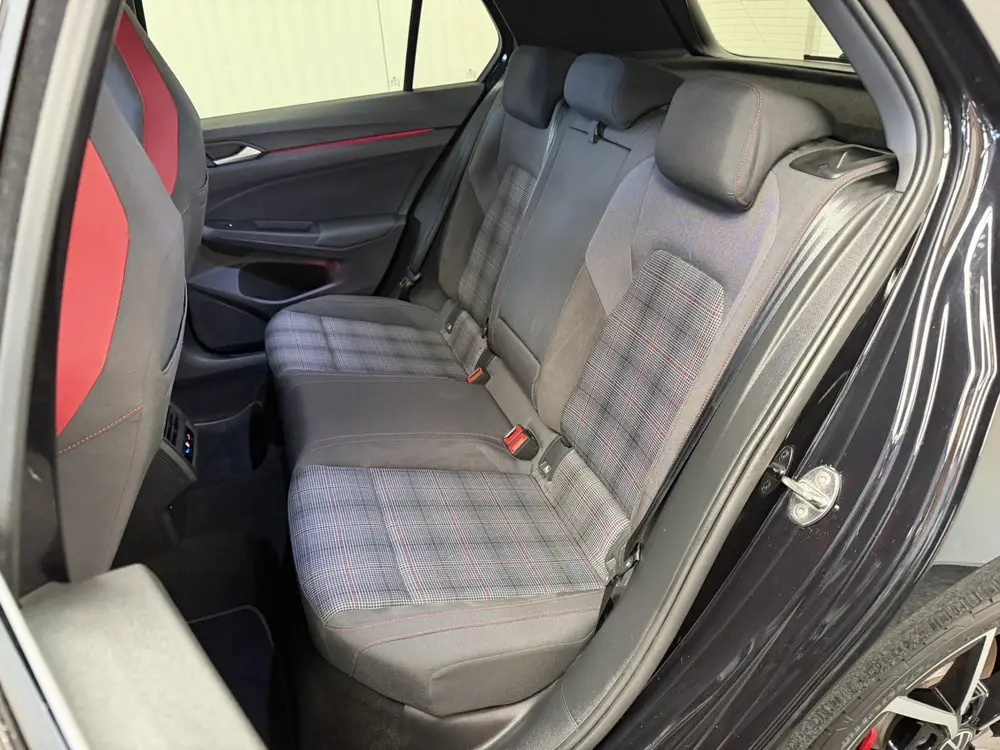 Volkswagen Golf 2.0 TSI GTI VIRTUAL COCKPIT APPLE CARPLAY/ A uit 2023, foto 13
