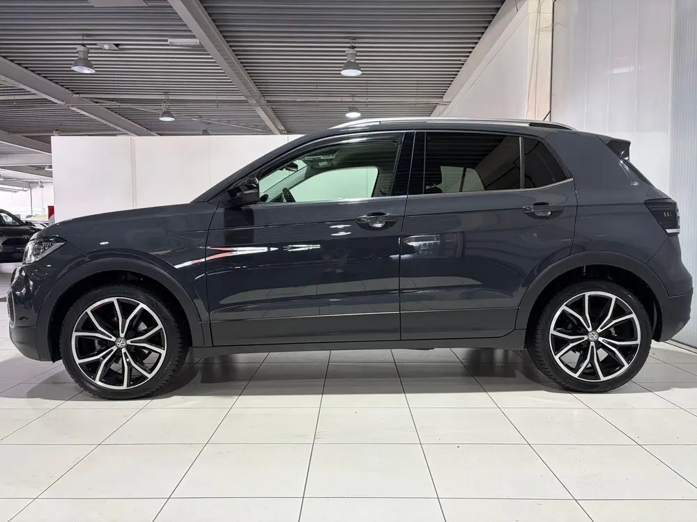 Volkswagen T-Cross 1.0 TSI Style Automaat, Digitaal instrume uit 2020, foto 3