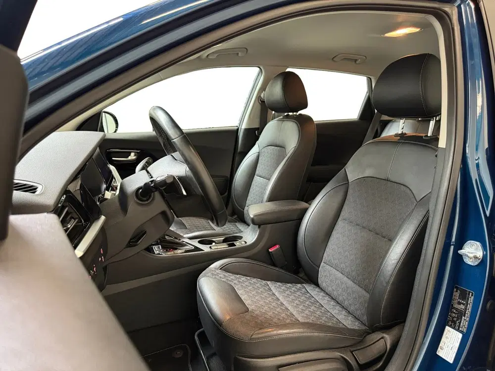 Kia Niro 1.6 GDi Hybrid DynamicLine I Trekhaak I Na uit 2022, foto 11