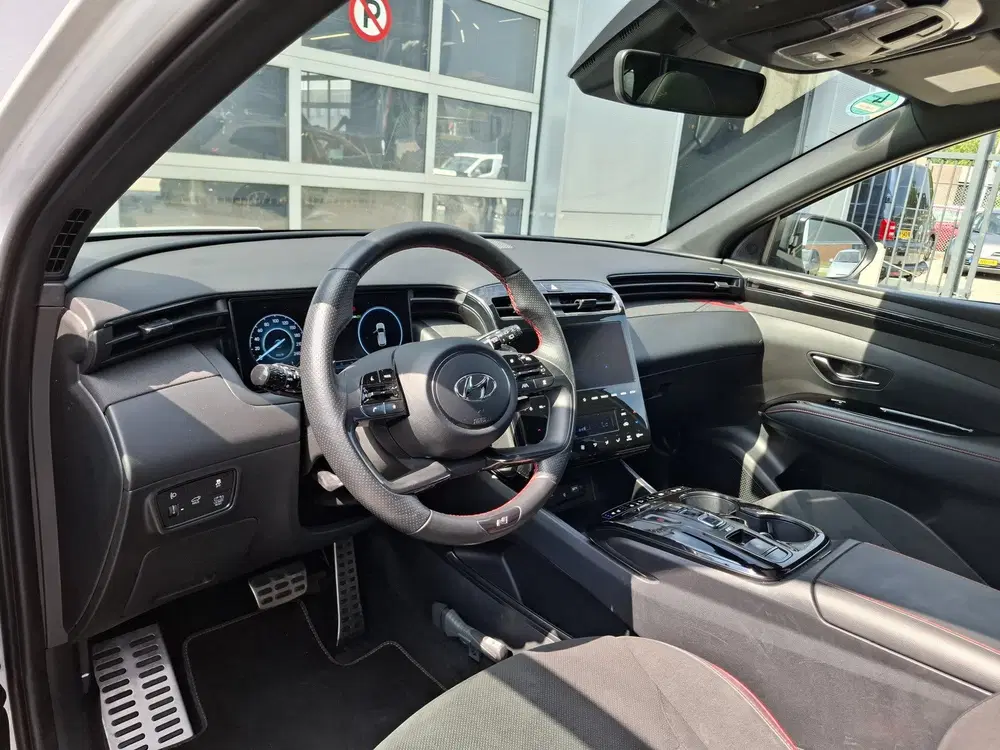 Hyundai TUCSON 1.6 T-GDI HEV N Line Sky uit 2023, foto 11