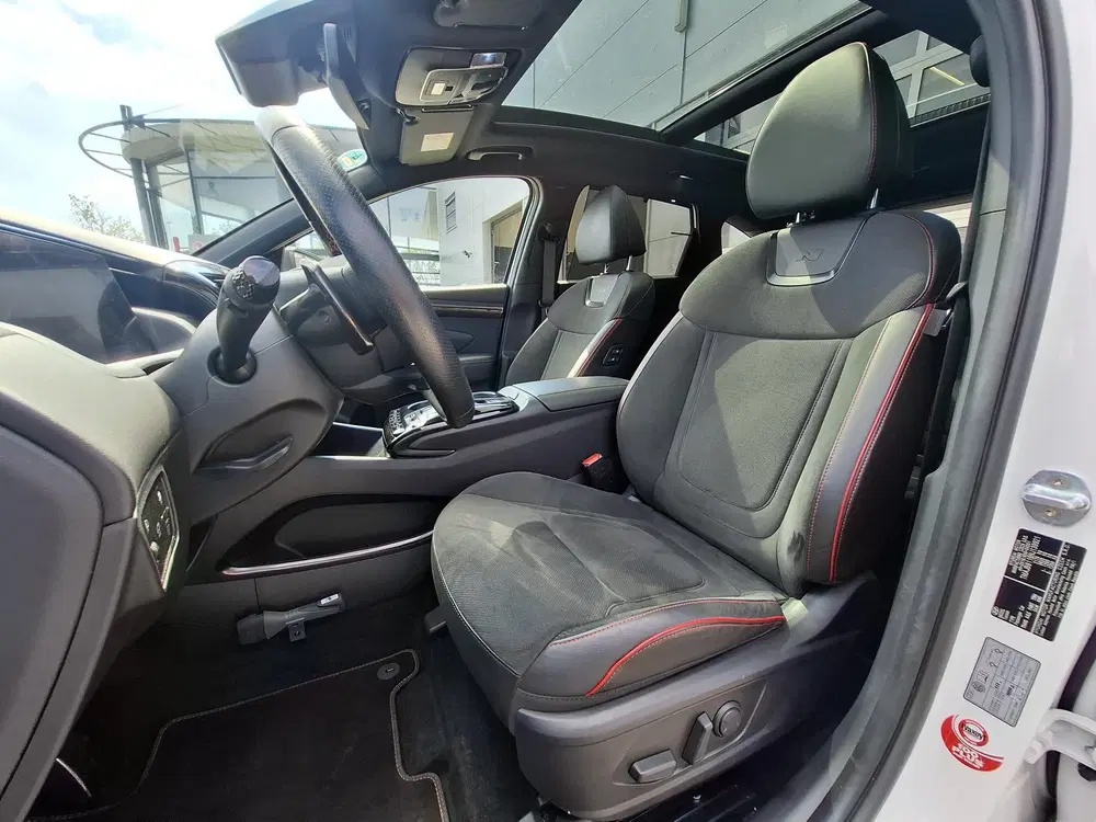 Hyundai TUCSON 1.6 T-GDI HEV N Line Sky uit 2023, foto 12