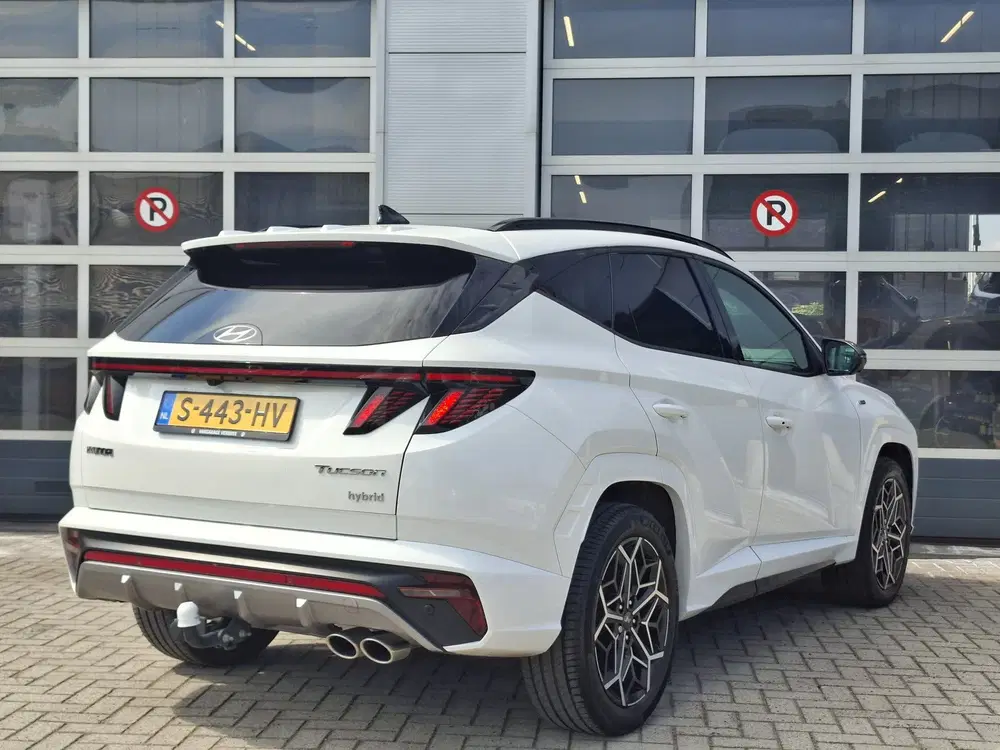 Hyundai TUCSON 1.6 T-GDI HEV N Line Sky uit 2023, foto 2
