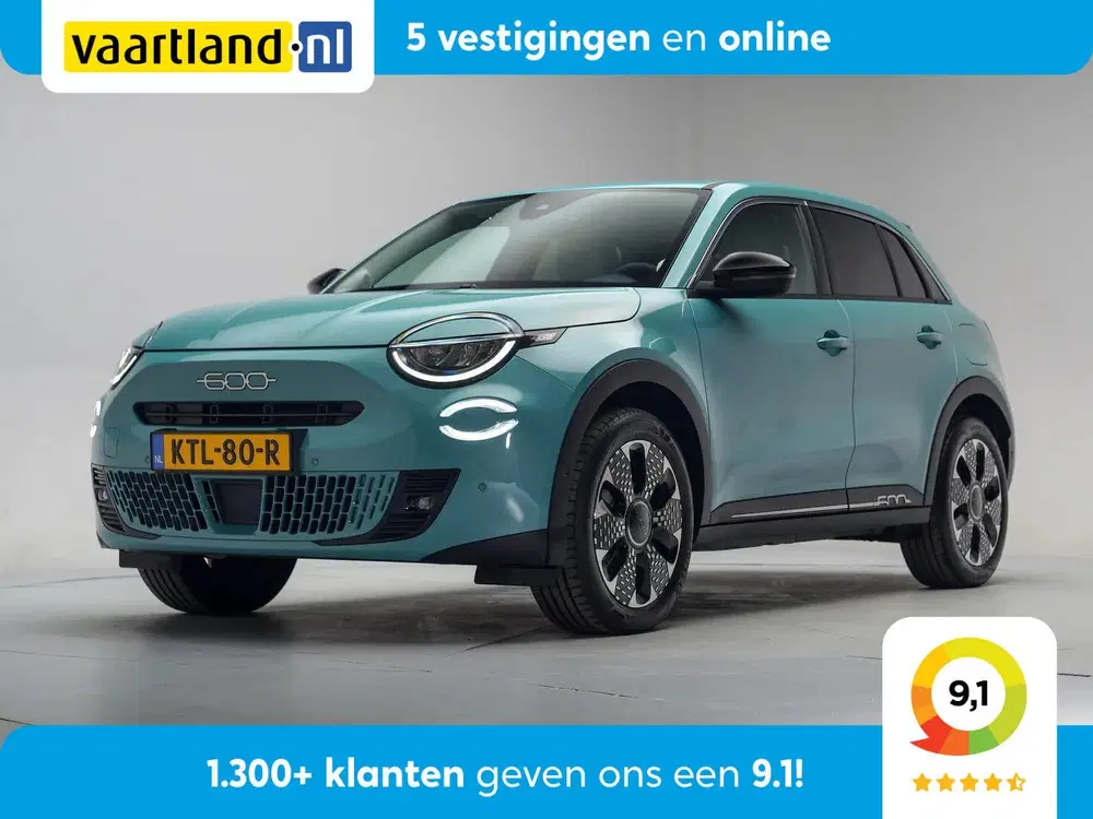 Fiat 600 600e La Prima 54 kWh [ Navi Camera Apple uit 2025