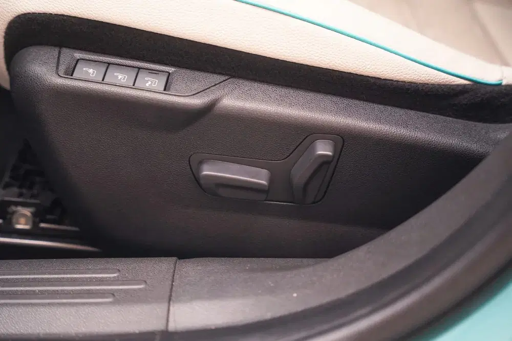 Fiat 600 600e La Prima 54 kWh [ Navi Camera Apple uit 2025, foto 11