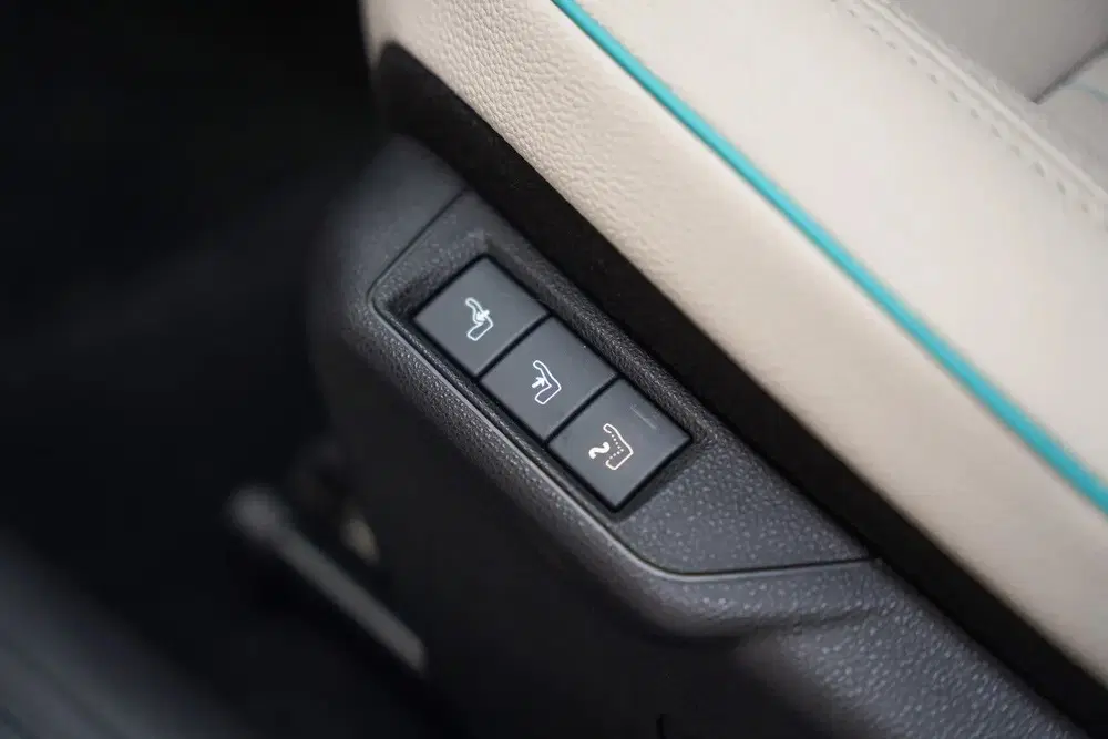 Fiat 600 600e La Prima 54 kWh [ Navi Camera Apple uit 2025, foto 13