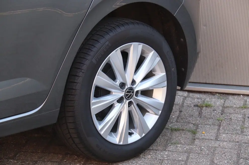 Volkswagen Polo 1.0 TSI Highline, Carplay, Cruise, Navi uit 2021, foto 5