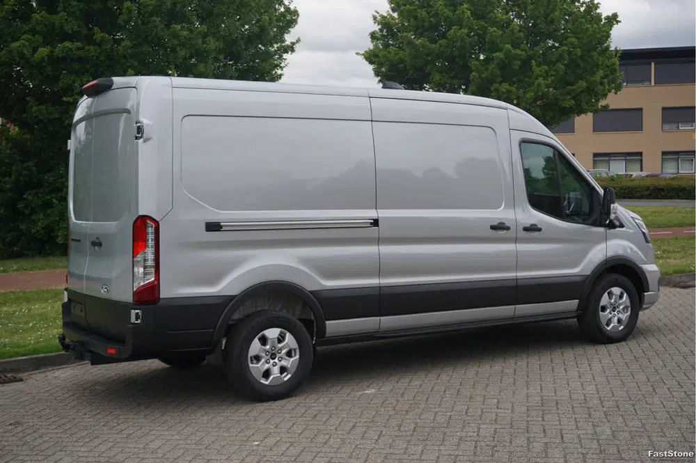 Ford Transit 350L L3H2 Limited AUT-8 165PK BPM VRIJ Nav uit 2024, foto 4