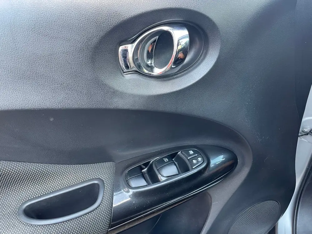 Nissan Juke N-Line 1.2 DIG-T, Trekhaak, Navi, All-seasonband uit 2019, foto 19