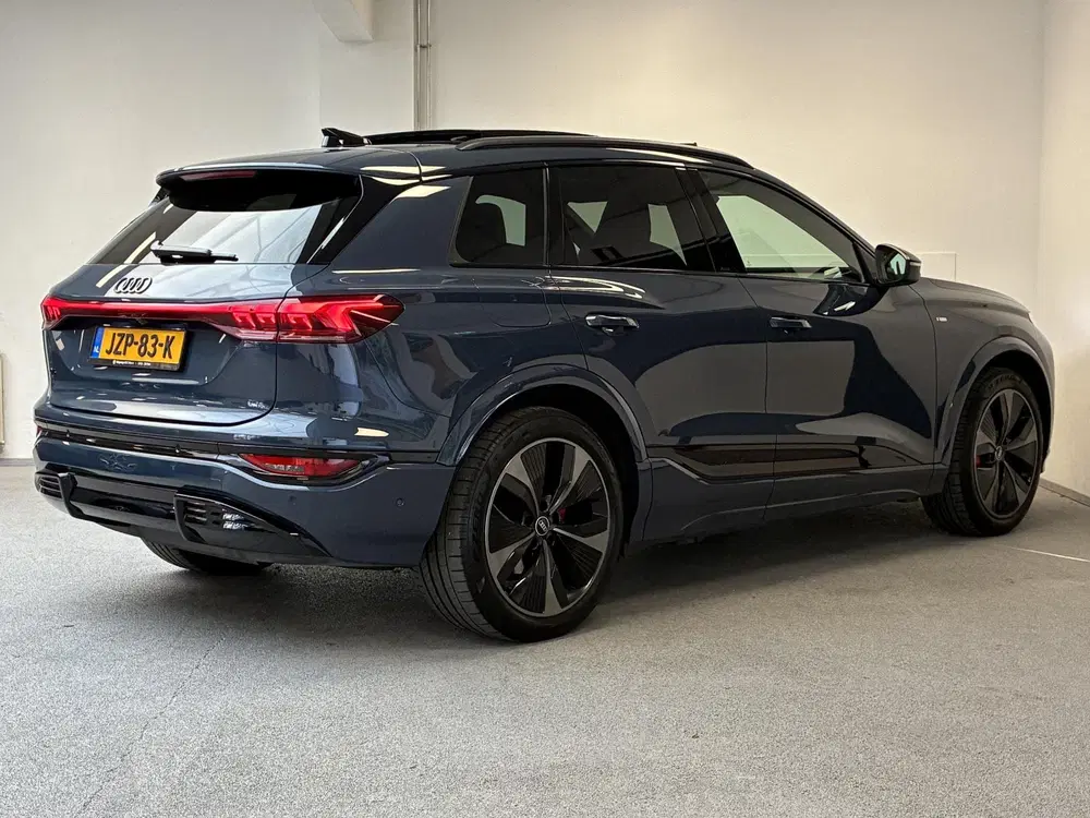 Audi Q6 e-tron Launch edition 83 kWh uit 2025, foto 2