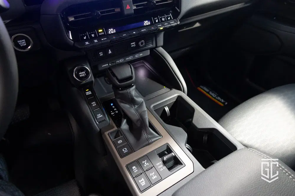 Toyota Land Cruiser 2.8 D-4D Blind Van First Edition uit 2024, foto 18