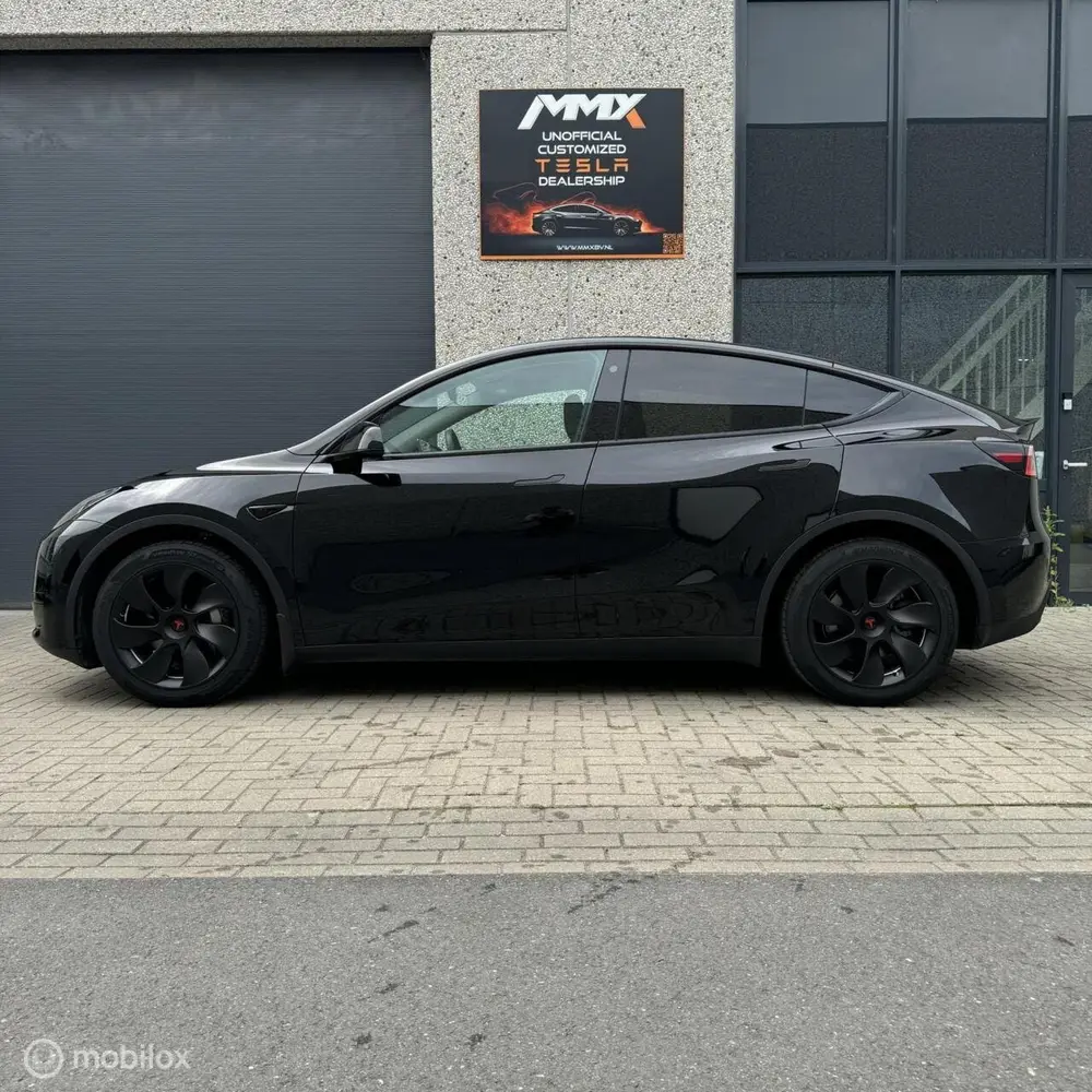 Tesla Model Y Long Range AWD + MMX PACK + IAP uit 2023, foto 6
