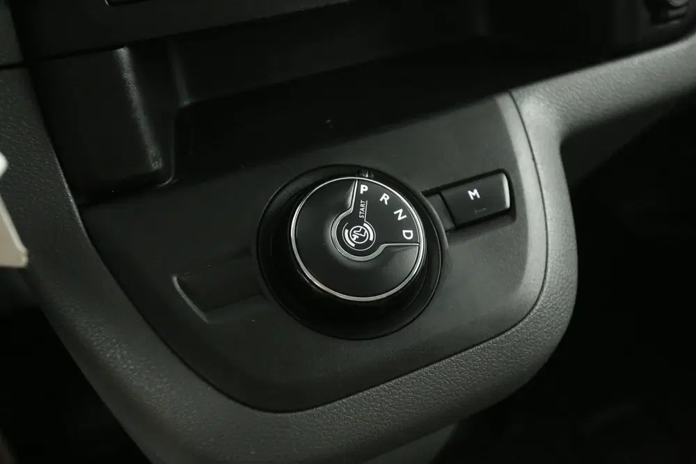 Peugeot Expert 2.0 BlueHDI L2H1 uit 2022, foto 18