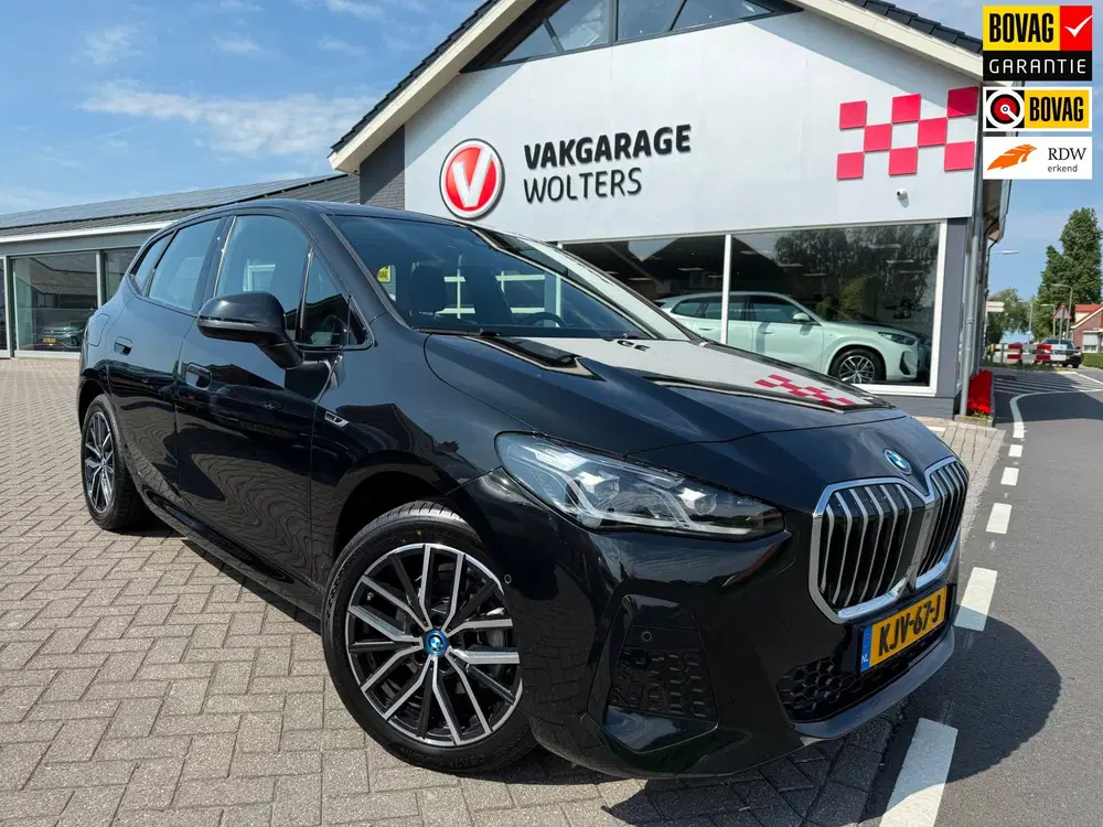 BMW 2-serie 225e xDrive M Sportpakket Aut. uit 2022