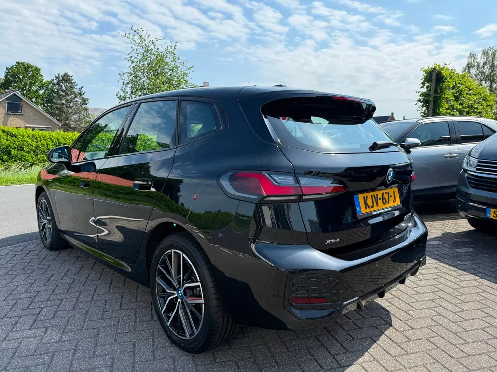 BMW 2-serie 225e xDrive M Sportpakket Aut. uit 2022, foto 8