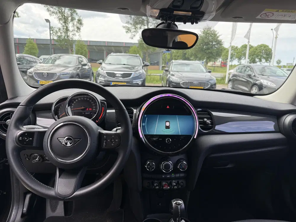 Mini One 1.5 One Essential 90PK 5 Deurs met Navigat uit 2021, foto 12