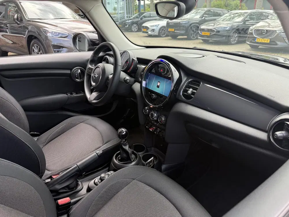 Mini One 1.5 One Essential 90PK 5 Deurs met Navigat uit 2021, foto 6