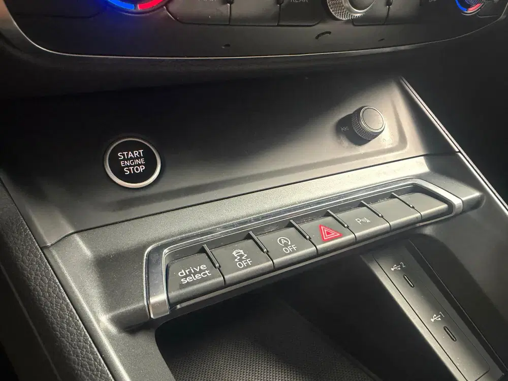 Audi Q3 35 TFSI S Edition 12MND Garantie uit 2022, foto 18