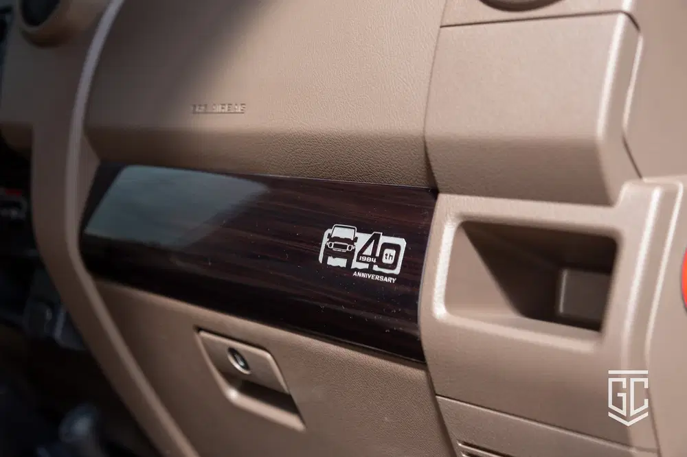 Toyota Land Cruiser GRJ78 M uit 2024, foto 12