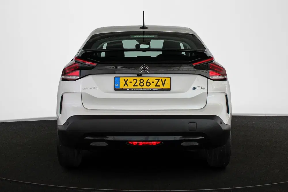 Citroën C4 Citroen Ë-C4 You 50 kWh Achteruitrijcamera uit 2024, foto 15