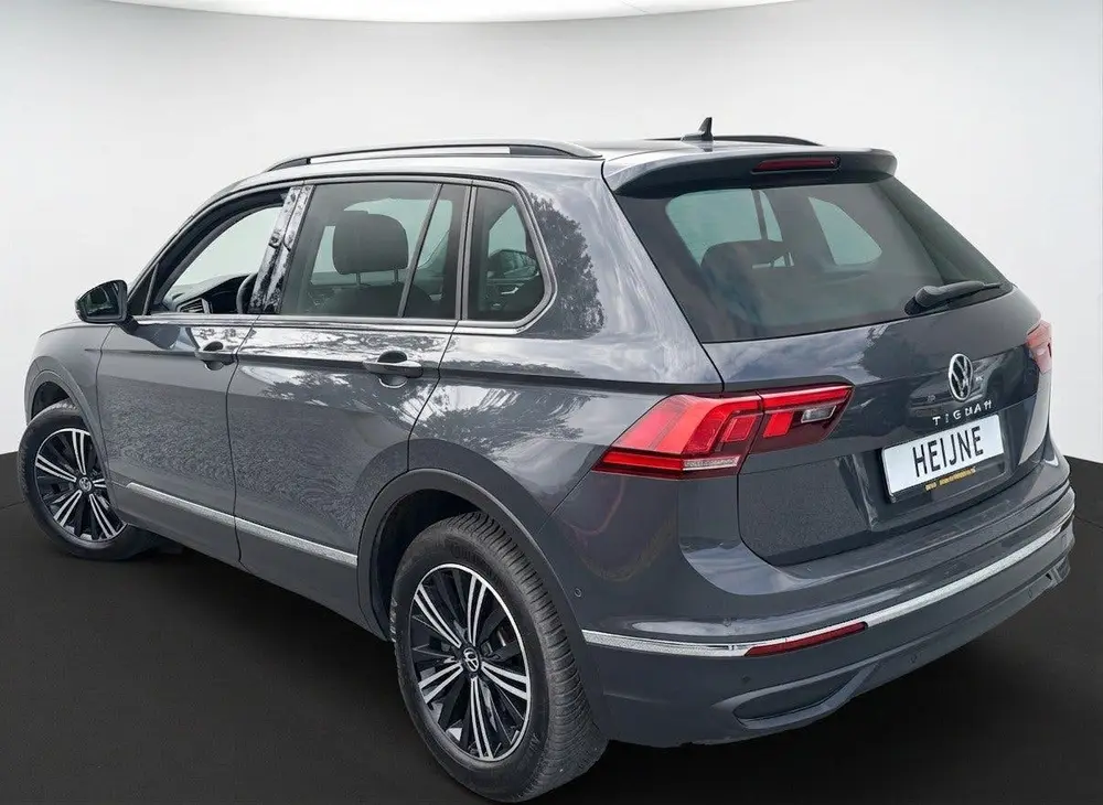 Volkswagen Tiguan TSI 245PK eHYBRIDE DSG LIFE VIRTUAL/CAMERA uit 2022, foto 4