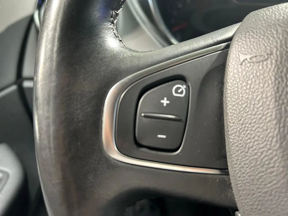 Renault Captur 1.3 TCe Intens uit 2019, foto 17