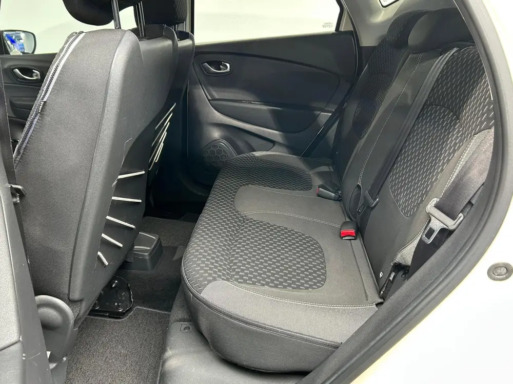 Renault Captur 1.3 TCe Intens uit 2019, foto 7