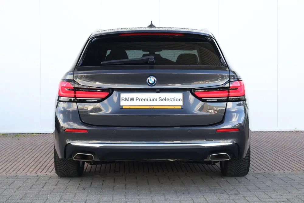 BMW 5-serie 530e Business Edition Plus uit 2022, foto 8