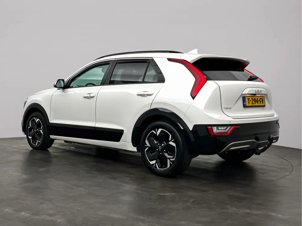 Kia Niro DynamicPlusLine 64.8 kWh uit 2022, foto 2