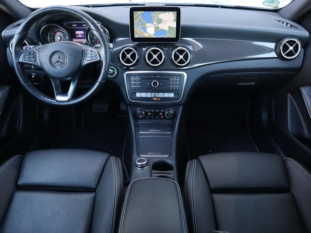 Mercedes-Benz GLA 200 Business uit 2019, foto 11