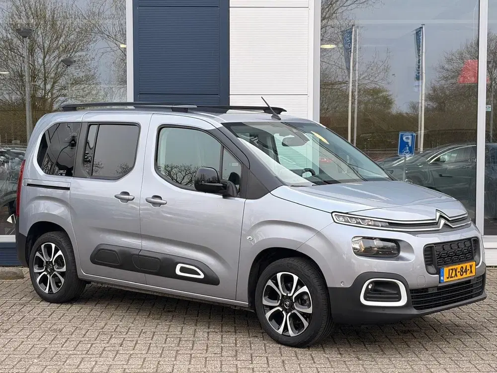 Citroën Berlingo 1.2 Shine 130pk Automaat uit 2023, foto 2