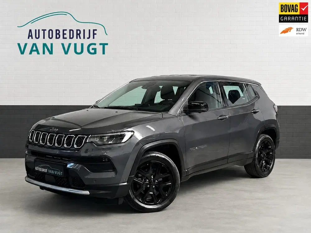 Jeep Compass 1.5T e-Hybrid. 360 camera uit 2024